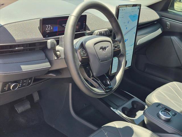 Used 2024 Ford Mustang Mach-E Select AWD/4WD image 9