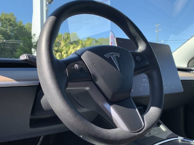 Used 2023 Tesla Model 3 Standard Range RWD image 19