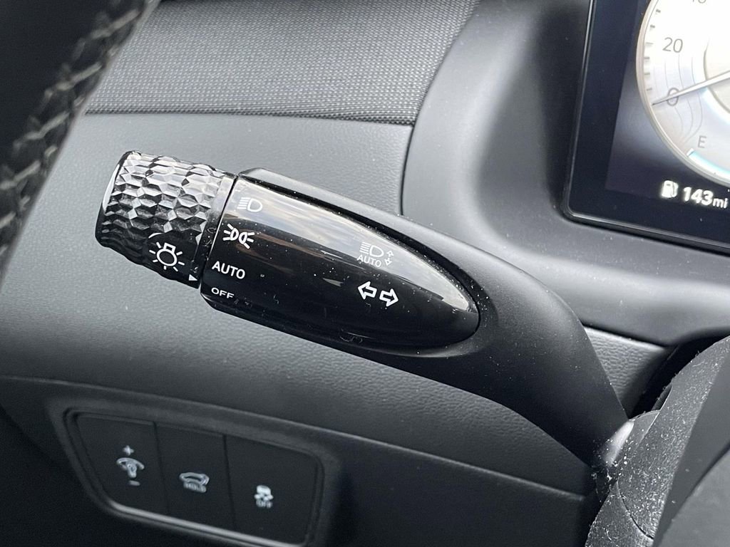 Certified 2023 Hyundai Tucson Limited w/ Winter Package image 12