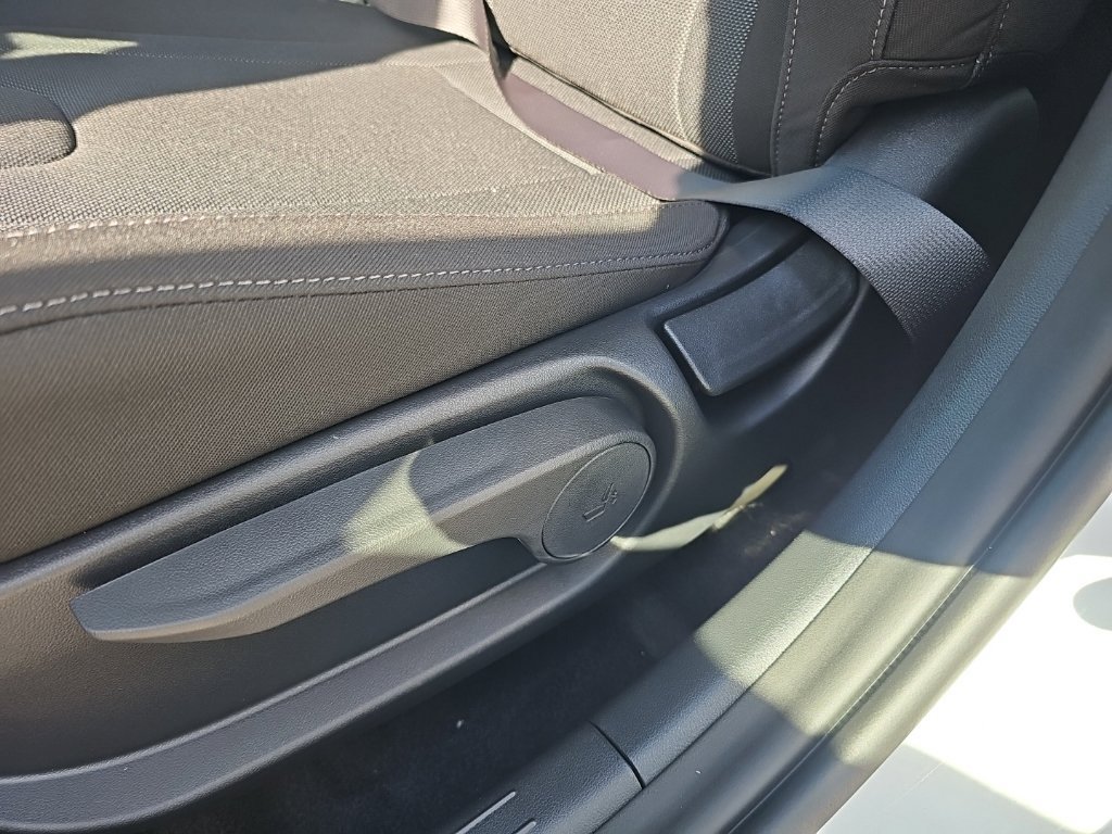New 2026 Hyundai Elantra SE FWD image 14
