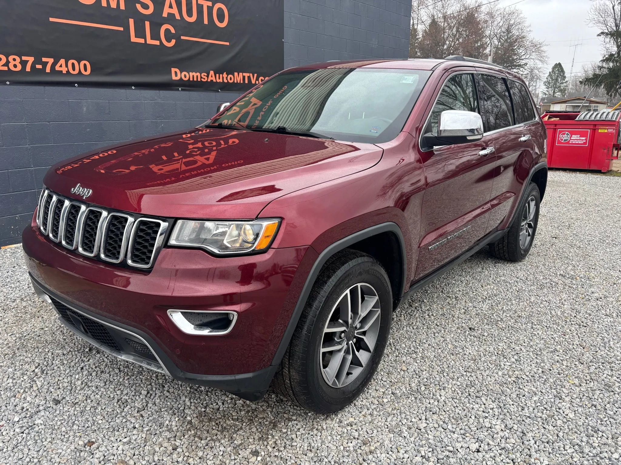 Used 2021 Jeep Grand Cherokee Limited w/ Luxury Group II AWD/4WD image 11