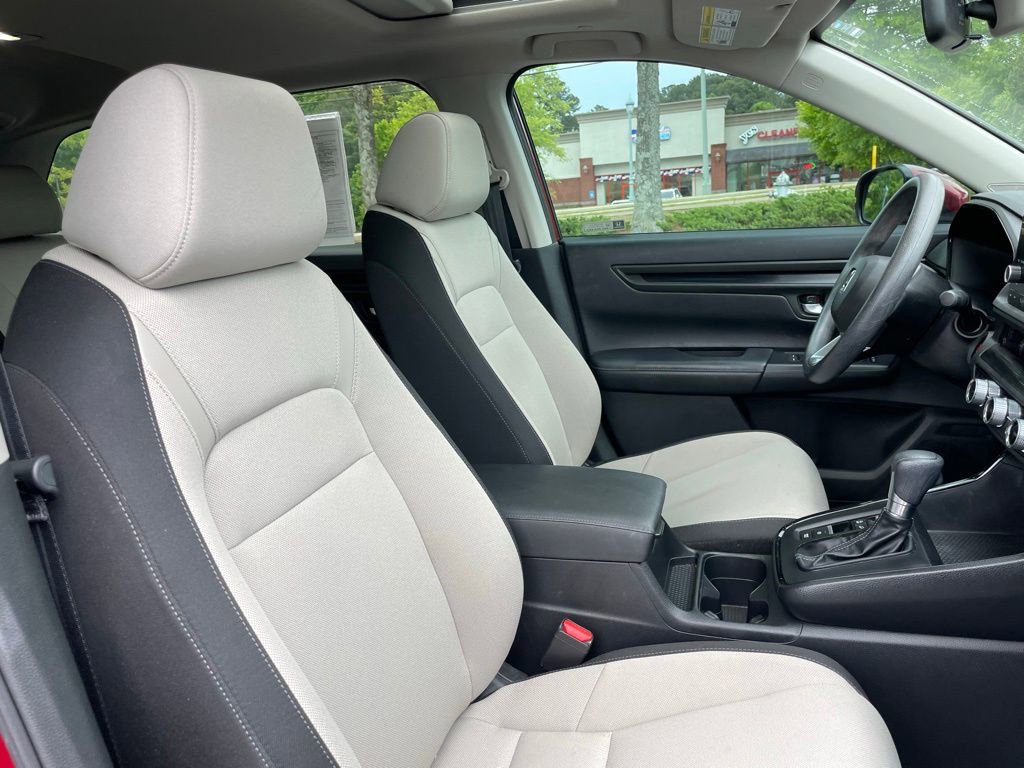 Certified 2024 Honda CR-V EX image 31