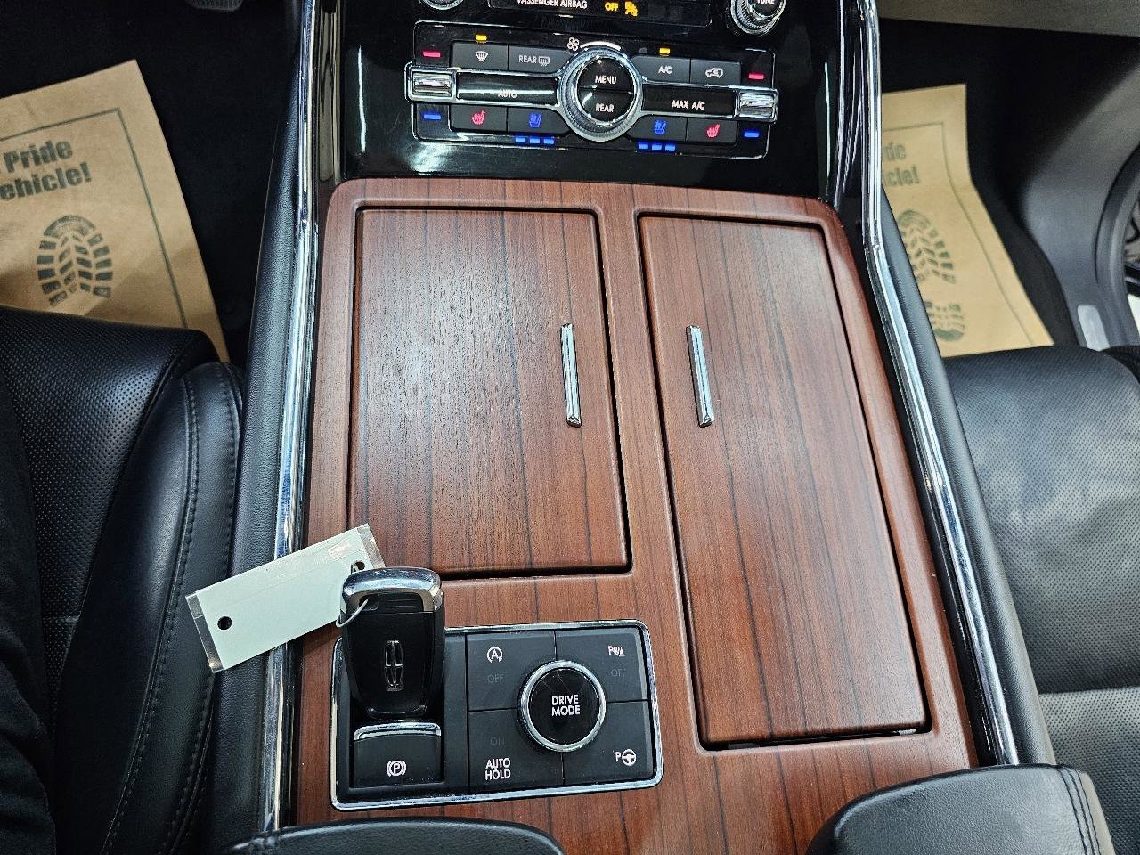 Used 2021 Lincoln Navigator L Reserve RWD image 37