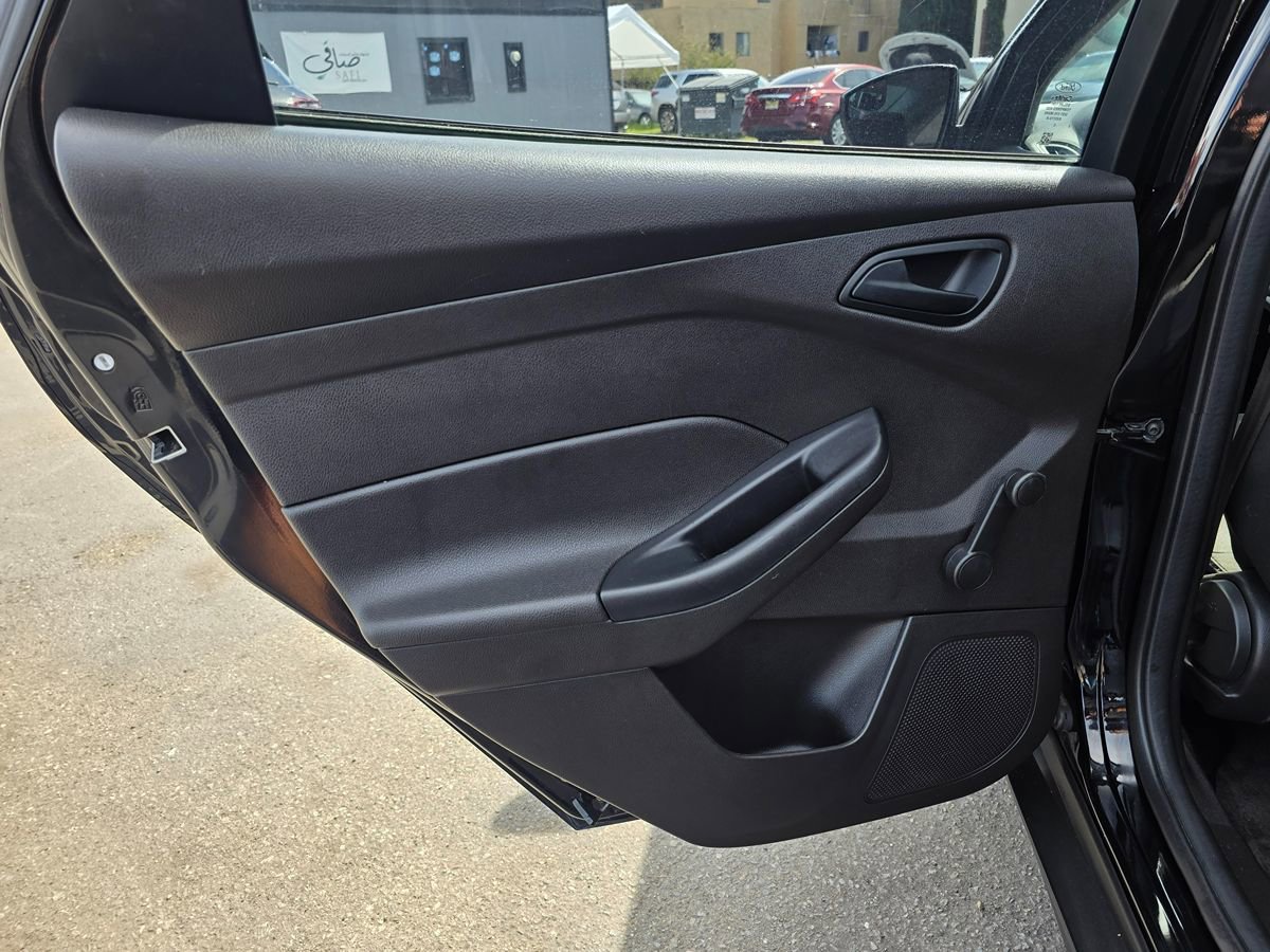 Used 2017 Ford Focus S image 17