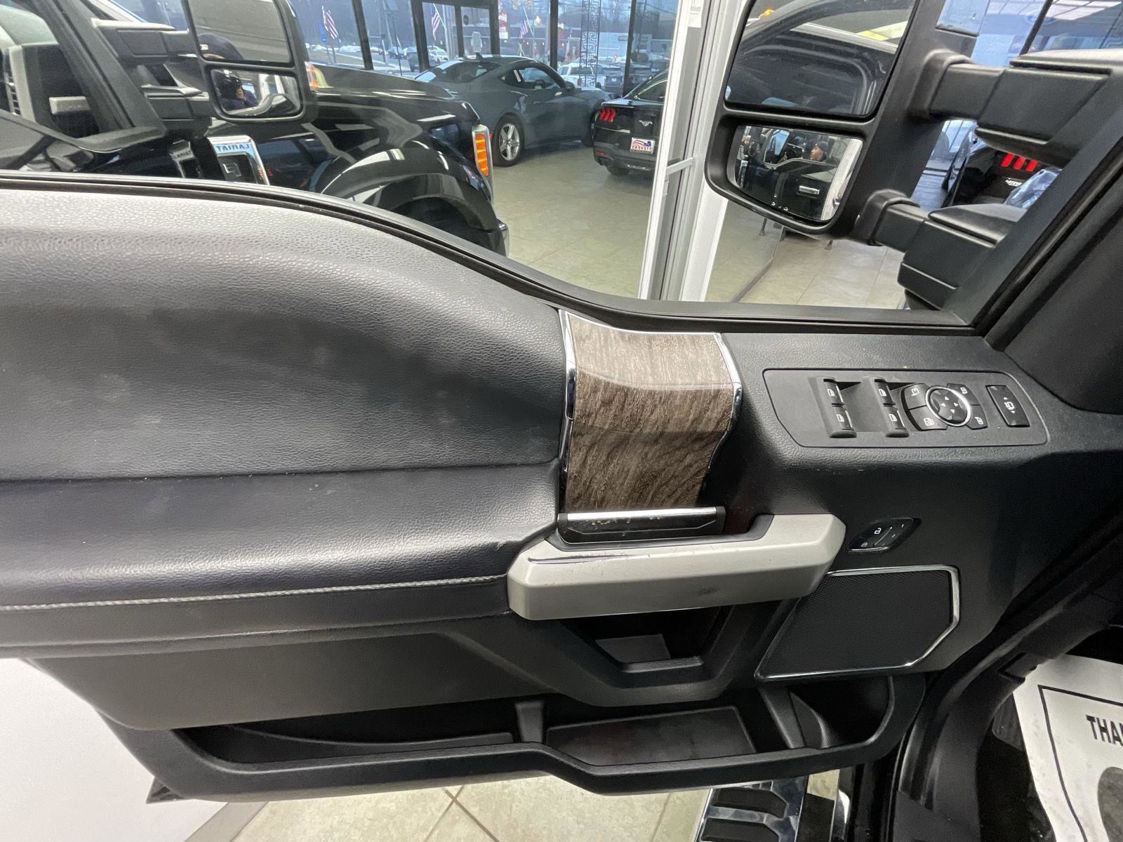 Used 2017 Ford F450 Lariat w/ Lariat Ultimate Package image 33