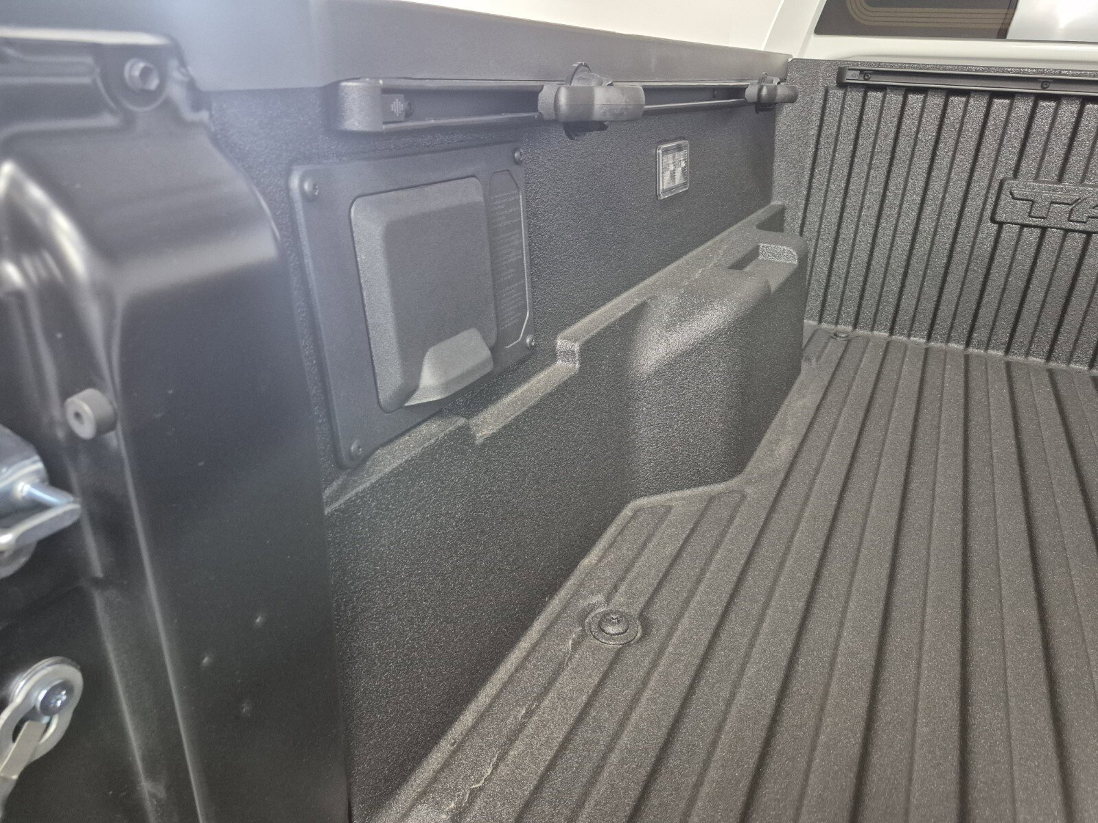 New 2026 Toyota Tacoma SR5 image 18