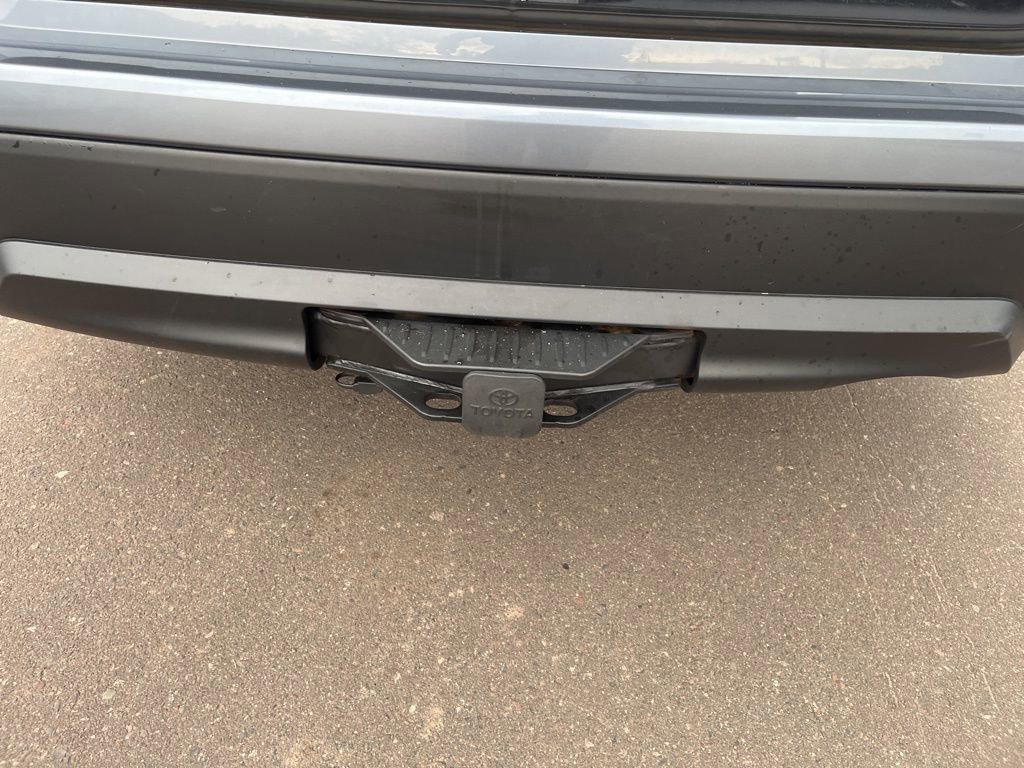 Used 2021 Toyota Highlander XLE image 28