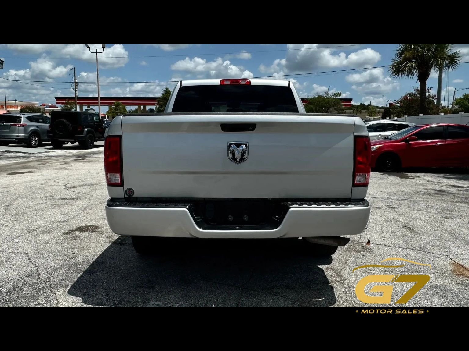 Used 2017 RAM 1500 Express RWD image 6