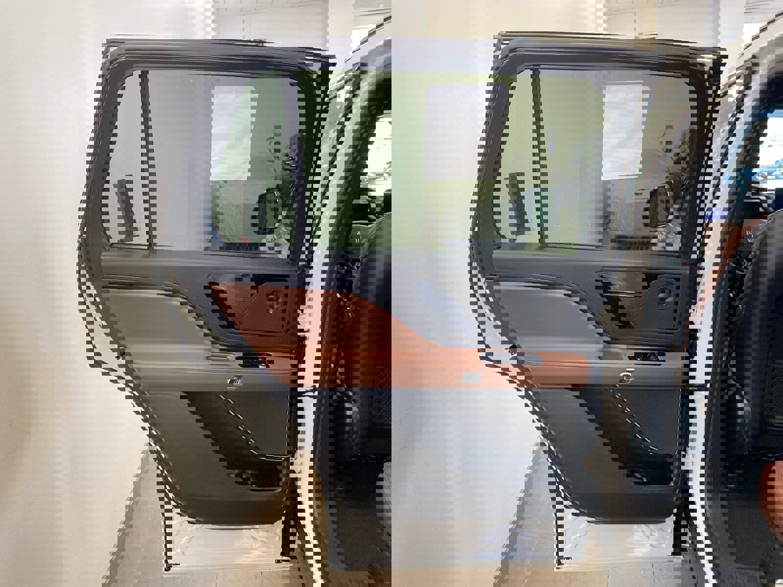 New 2026 Lincoln Aviator Reserve w/ Jet Appearance Package image 8