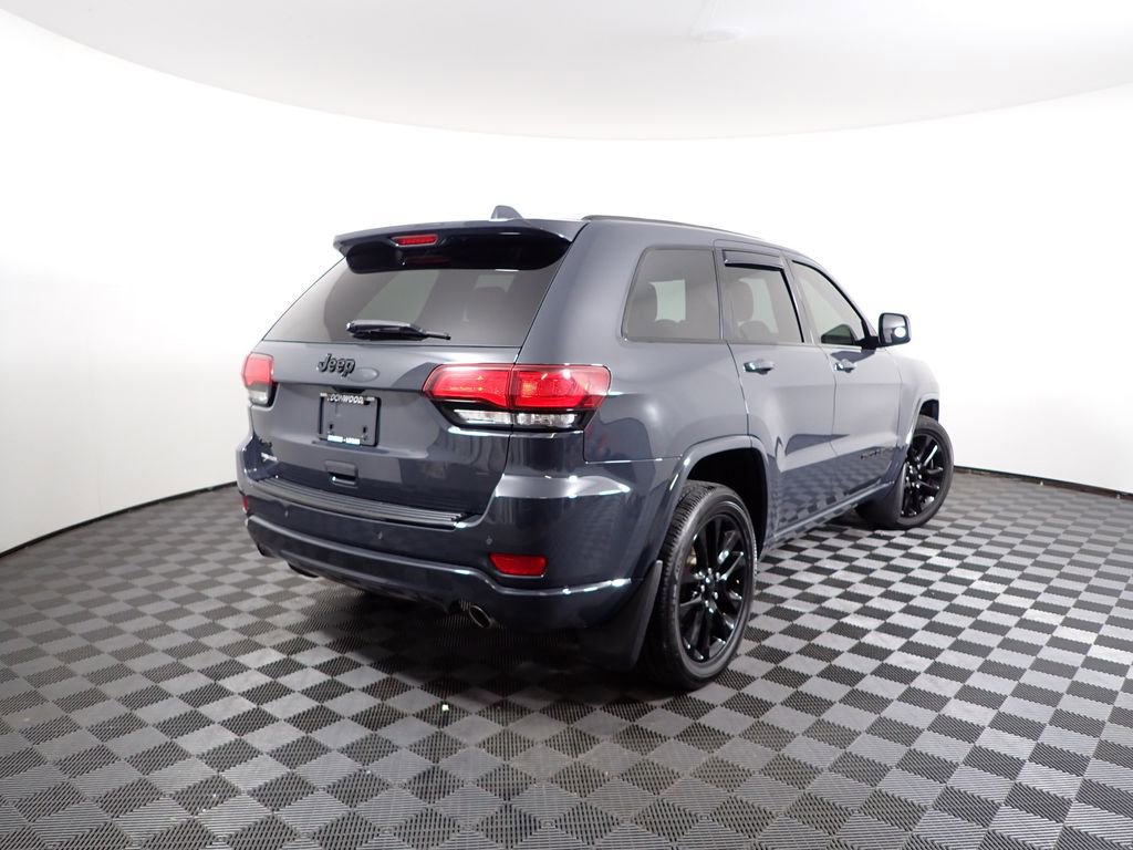Used 2018 Jeep Grand Cherokee Altitude image 19