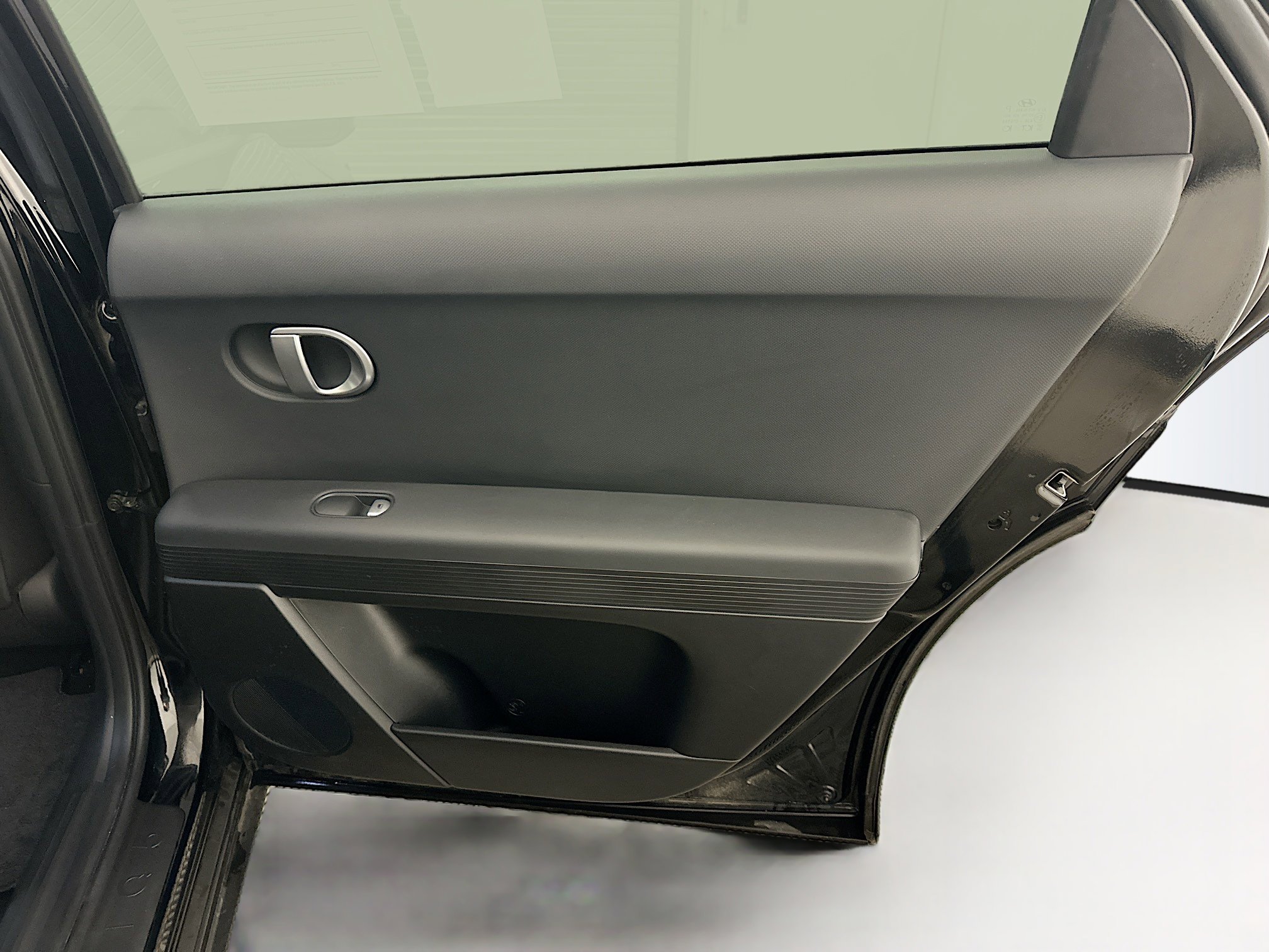 Used 2024 Hyundai Ioniq 5 SE image 31