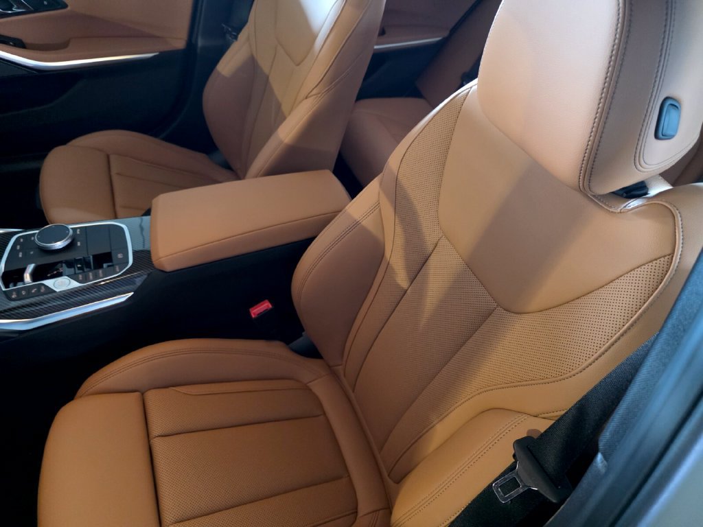 New 2026 BMW M340i xDrive w/ Premium Package AWD/4WD image 9