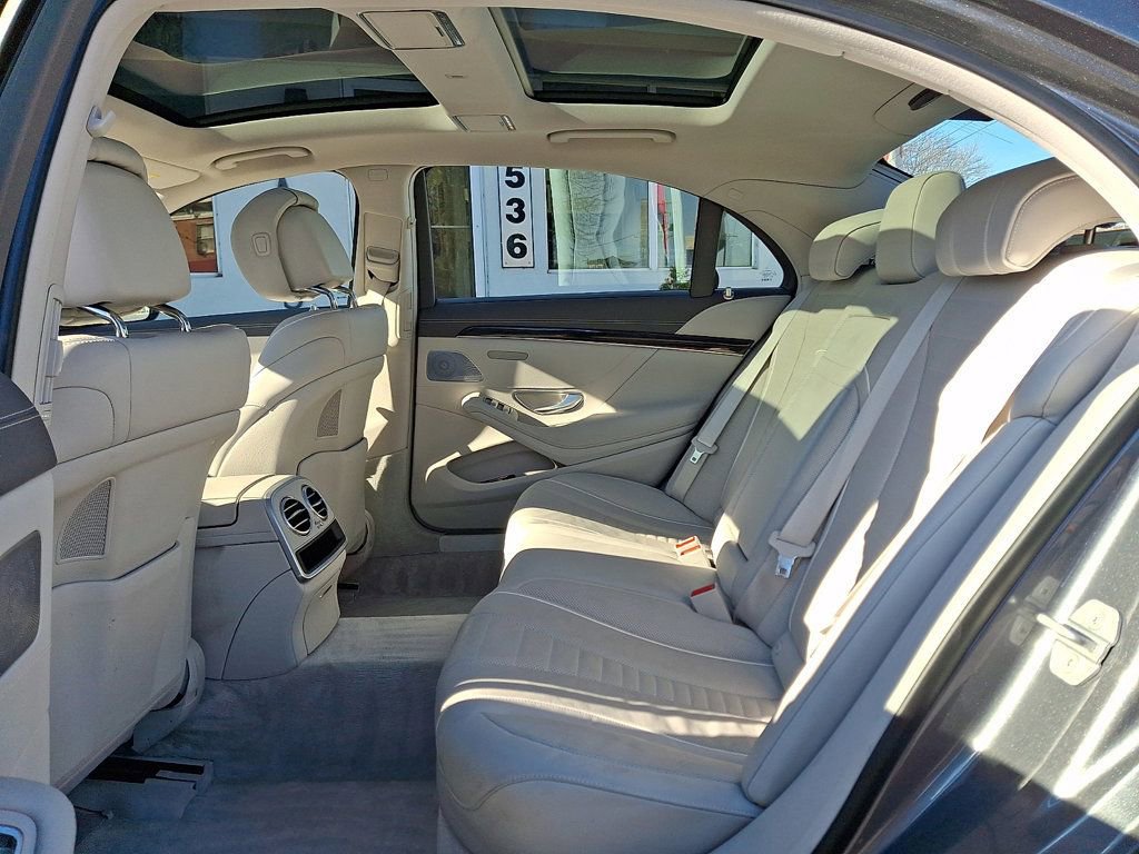 Used 2017 Mercedes-Benz S 550 4MATIC Sedan image 10