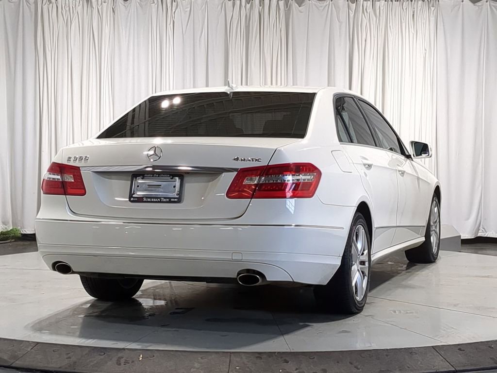 Used 2011 Mercedes-Benz E 350 4MATIC Sedan image 16