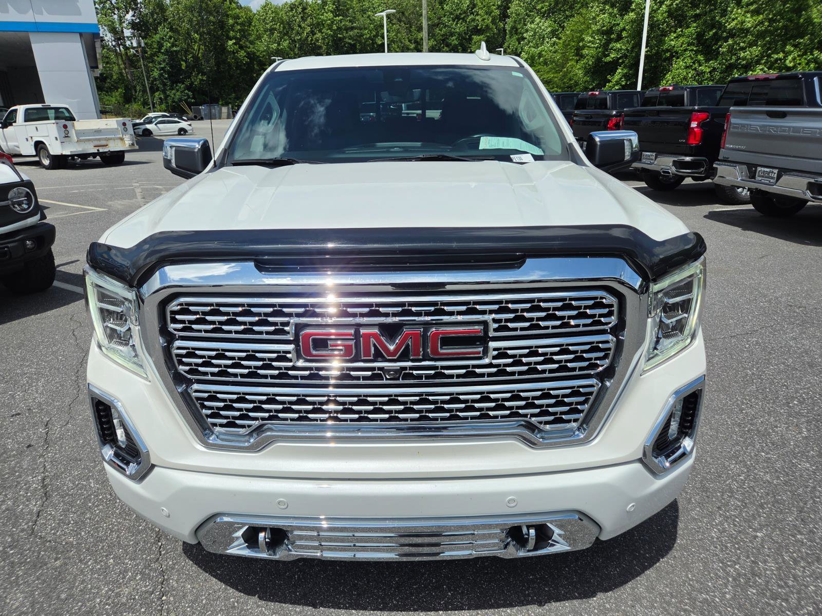 Used 2021 GMC Sierra 1500 Denali w/ Denali Ultimate Package AWD/4WD image 2