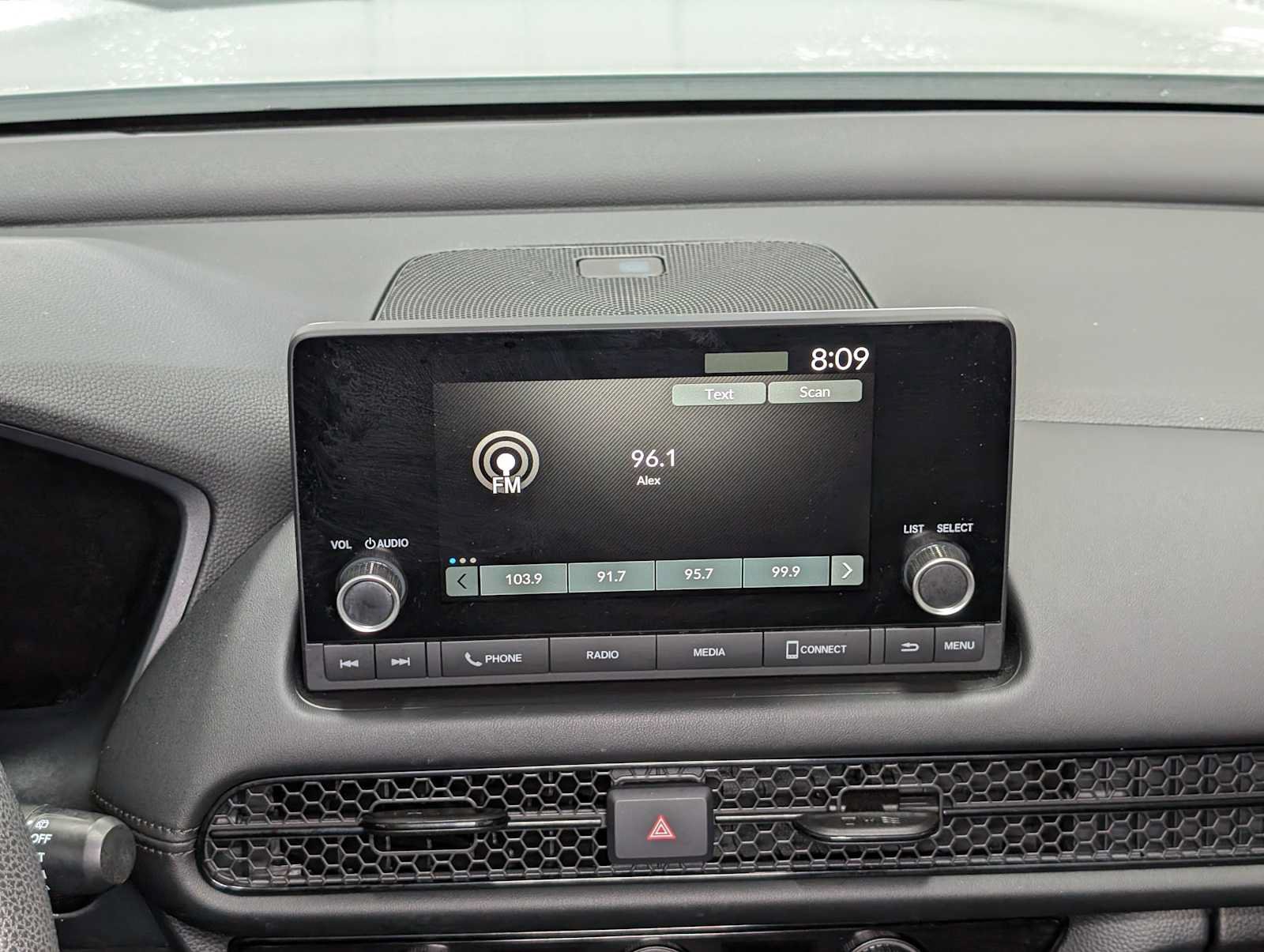 Certified 2024 Honda HR-V LX image 18