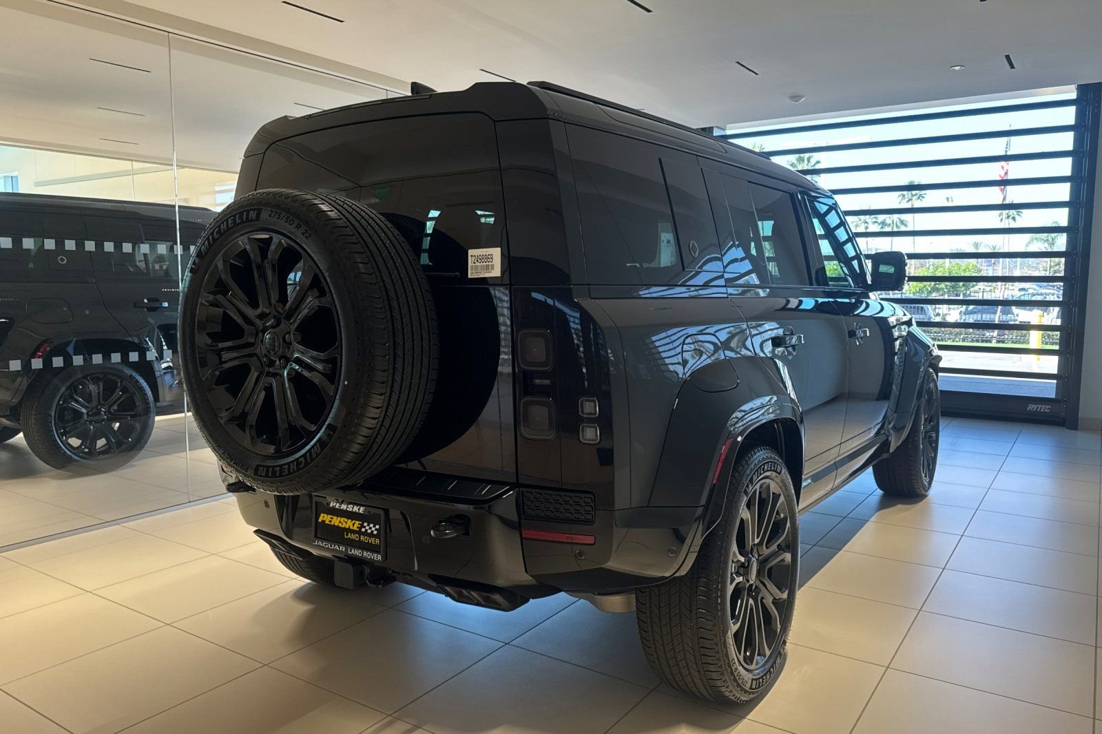 New 2026 Land Rover Defender 110 OCTA image 4