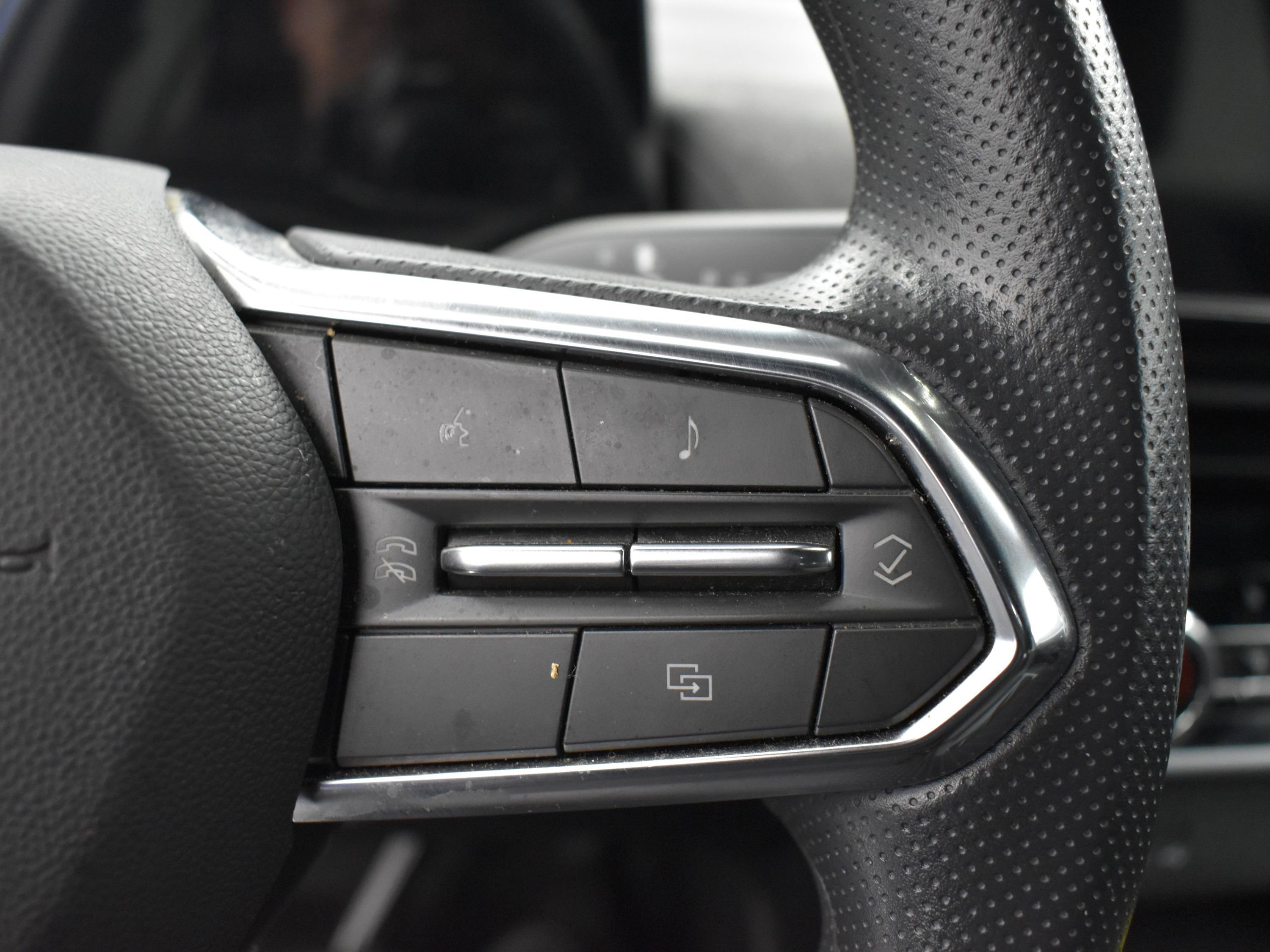 Used 2024 Honda Prologue EX image 7