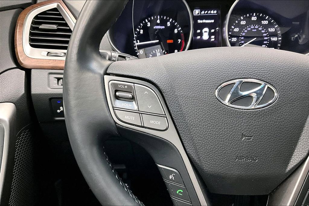 Used 2018 Hyundai Santa Fe Sport image 20