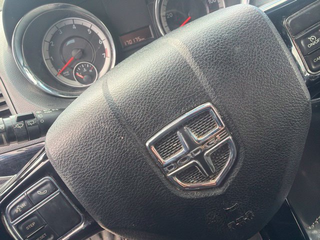 Used 2019 Dodge Grand Caravan SE FWD image 25