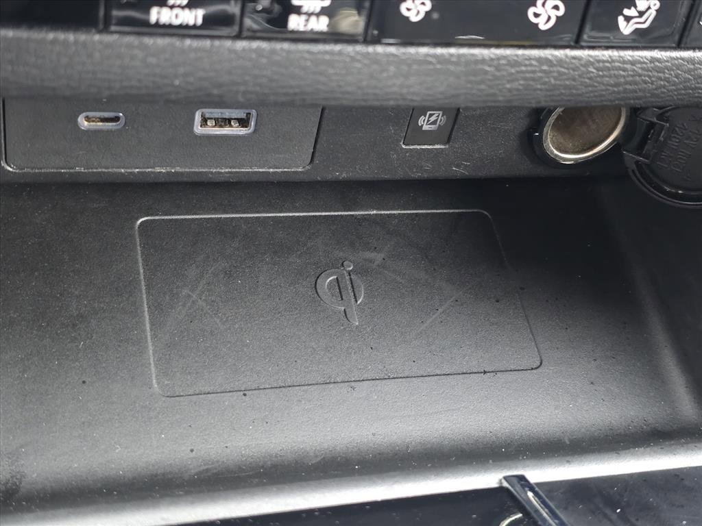 Used 2024 Mitsubishi Outlander SE image 21