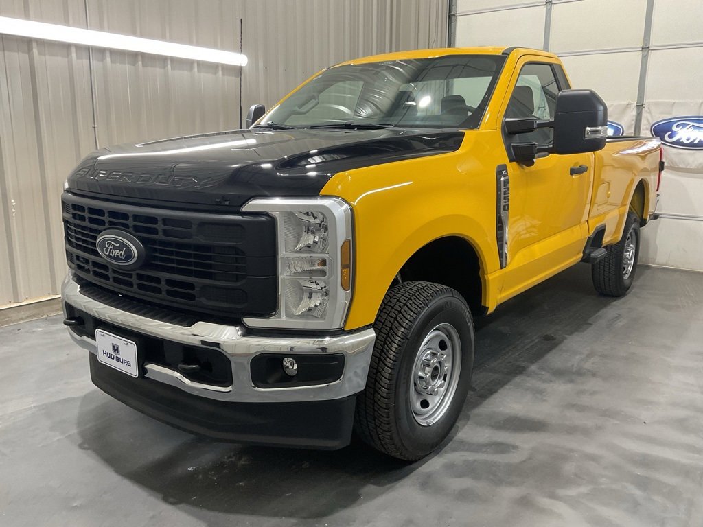 Used 2025 Ford F250 XL w/ 360-Degree Camera Package image 3