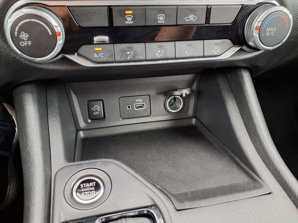 Certified 2024 Nissan Sentra S FWD image 9