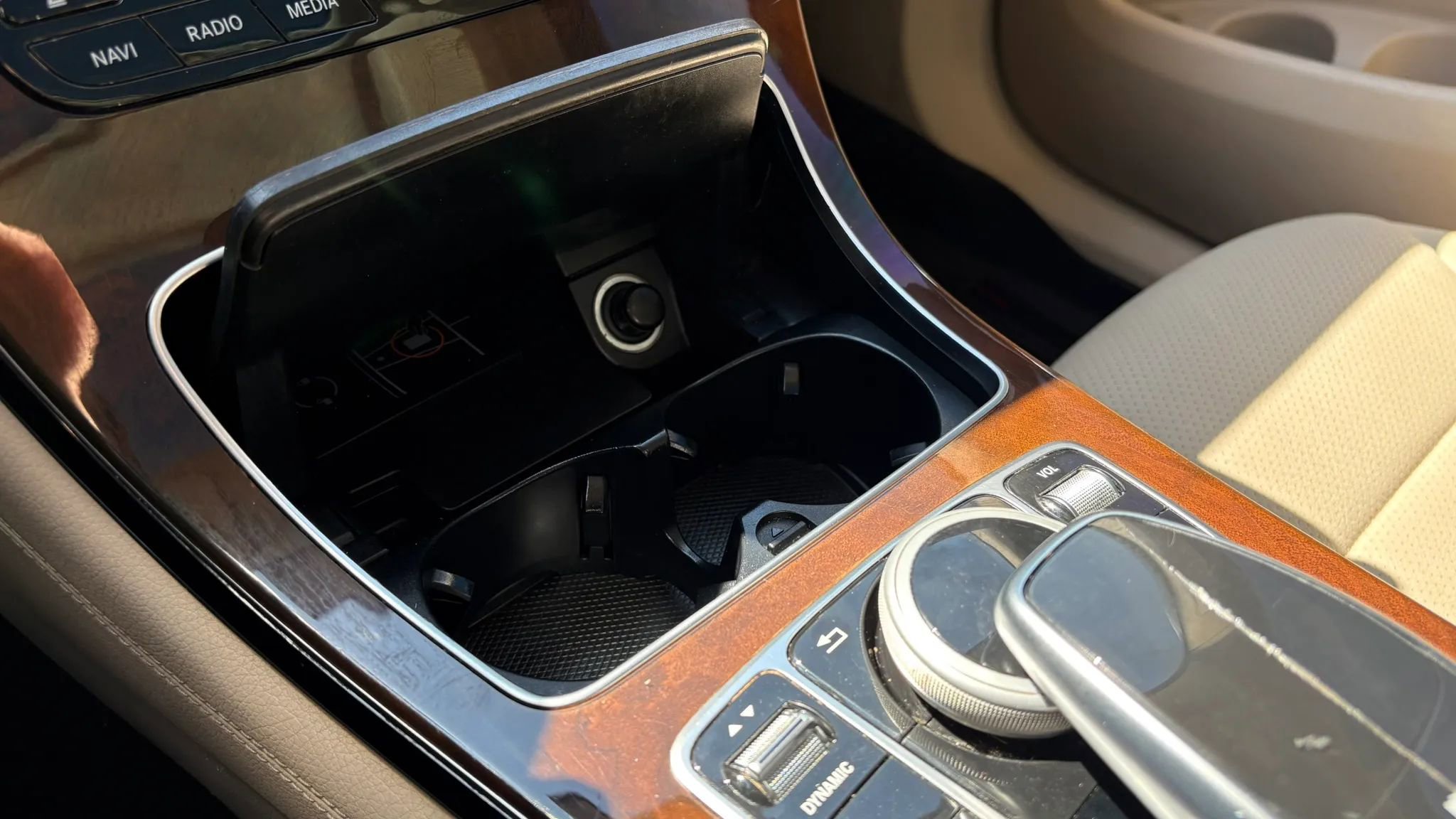 Used 2018 Mercedes-Benz GLC 300 4MATIC image 21