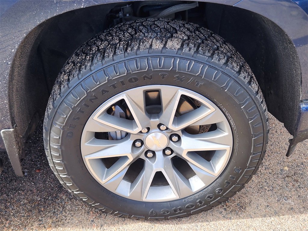 Used 2021 Chevrolet Silverado 1500 High Country w/ Safety Package II image 13