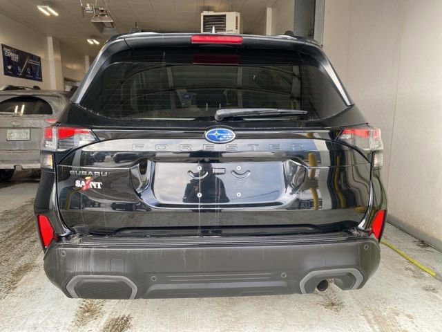Certified 2025 Subaru Forester Limited image 6