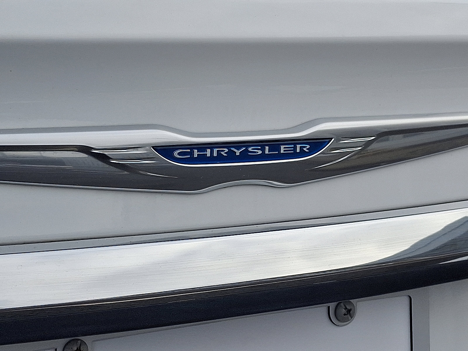 Used 2013 Chrysler 200 Limited w/ Sun/Sound Group image 29