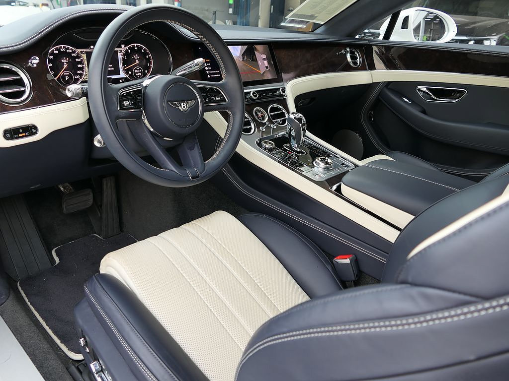 Used 2023 Bentley Continental GT Mulliner AWD/4WD image 8
