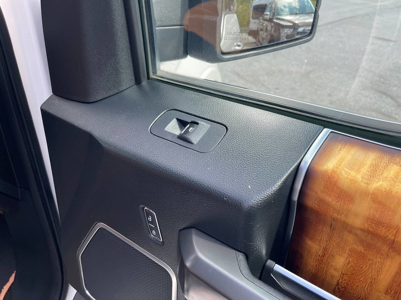 Used 2016 Ford F150 Limited w/ Trailer Tow Package image 39