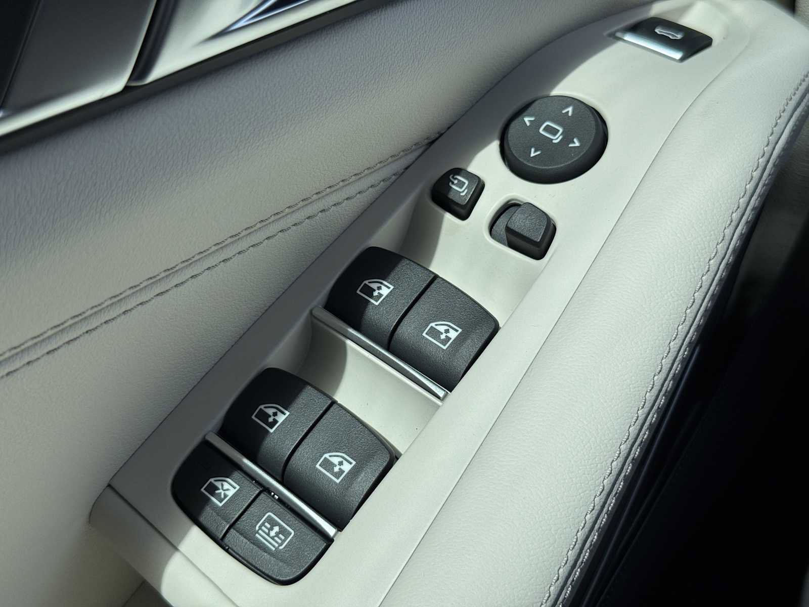 New 2026 BMW X7 xDrive40i w/ M Sport Package image 23