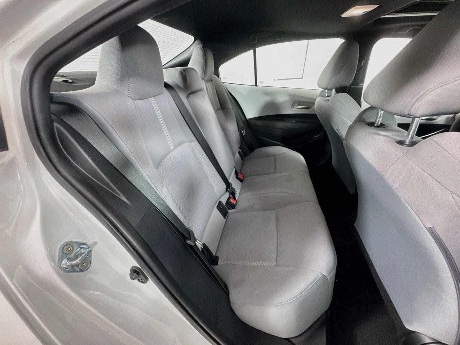 Used 2024 Toyota Corolla SE w/ SE Premium Package FWD image 26