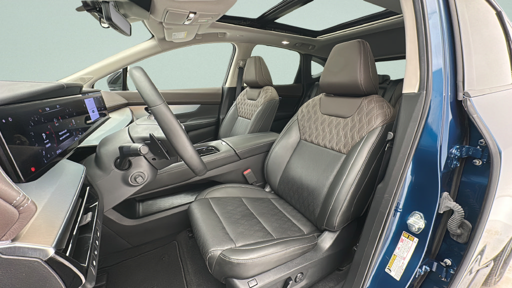 Used 2025 Nissan Murano Platinum w/ Cargo Package AWD/4WD image 13