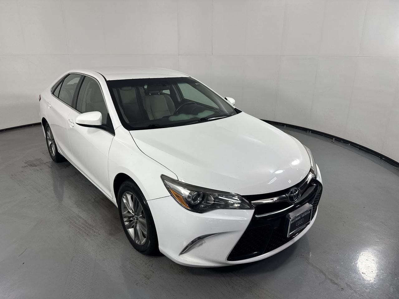 Used 2017 Toyota Camry SE FWD image 31
