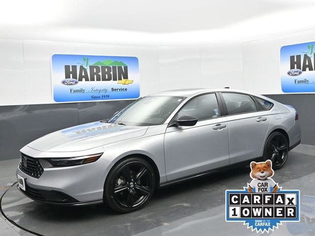 Used 2024 Honda Accord Sport image 1