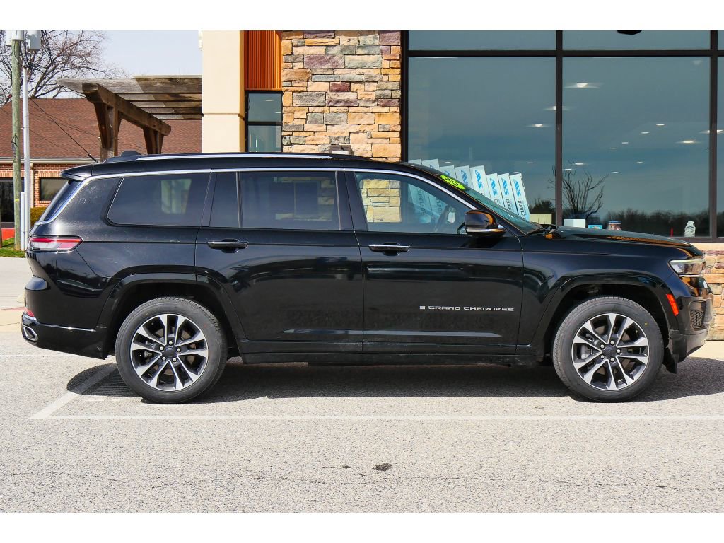 Used 2023 Jeep Grand Cherokee L Overland AWD/4WD image 2