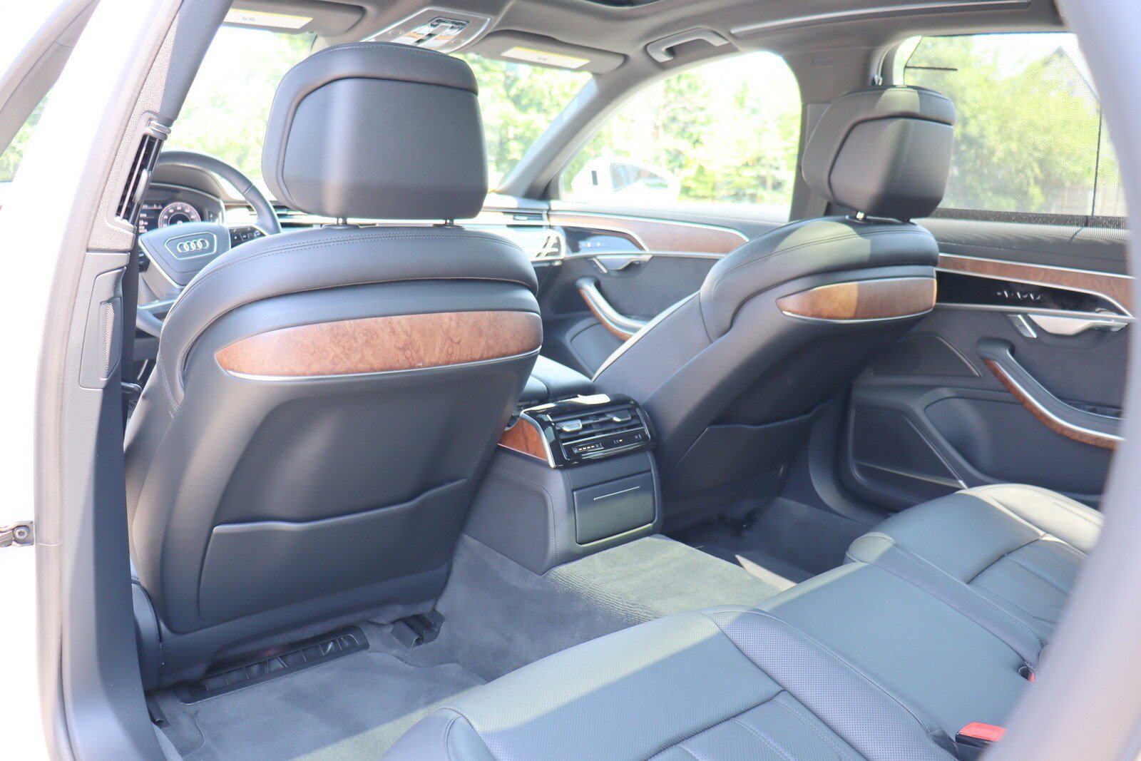 Used 2023 Audi A8 L 3.0T w/ Luxury Package AWD/4WD image 13