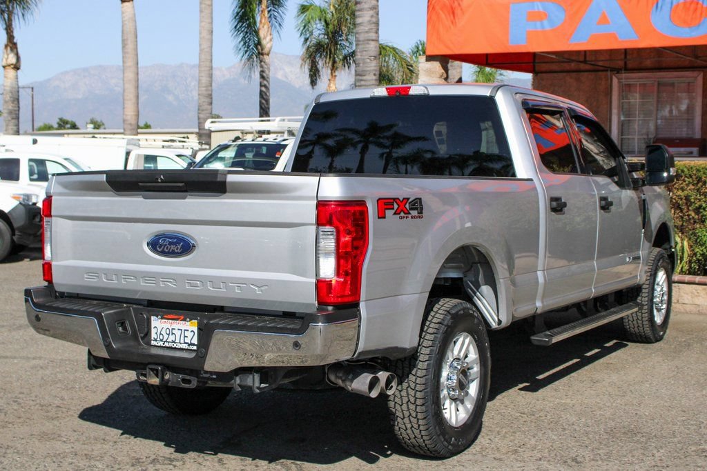 Used 2017 Ford F250 XLT w/ XLT Value Package AWD/4WD image 10