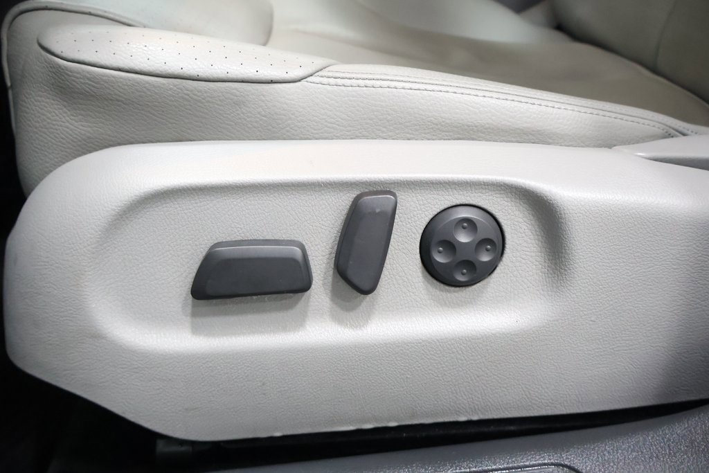 Used 2010 Volkswagen Passat Komfort image 14