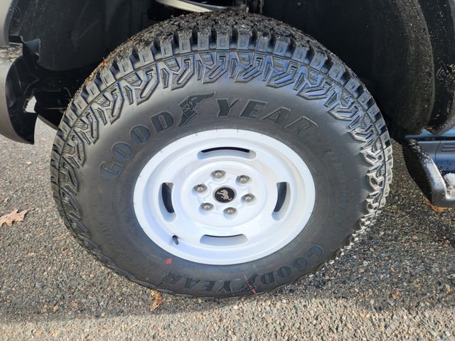 New 2025 Ford Bronco Heritage Edition image 19