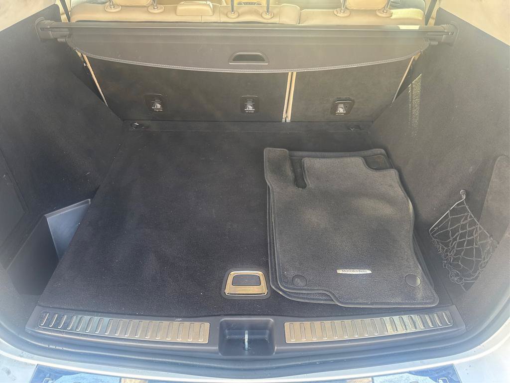 Used 2019 Mercedes-Benz GLE 400 4MATIC w/ Premium 1 Package image 12