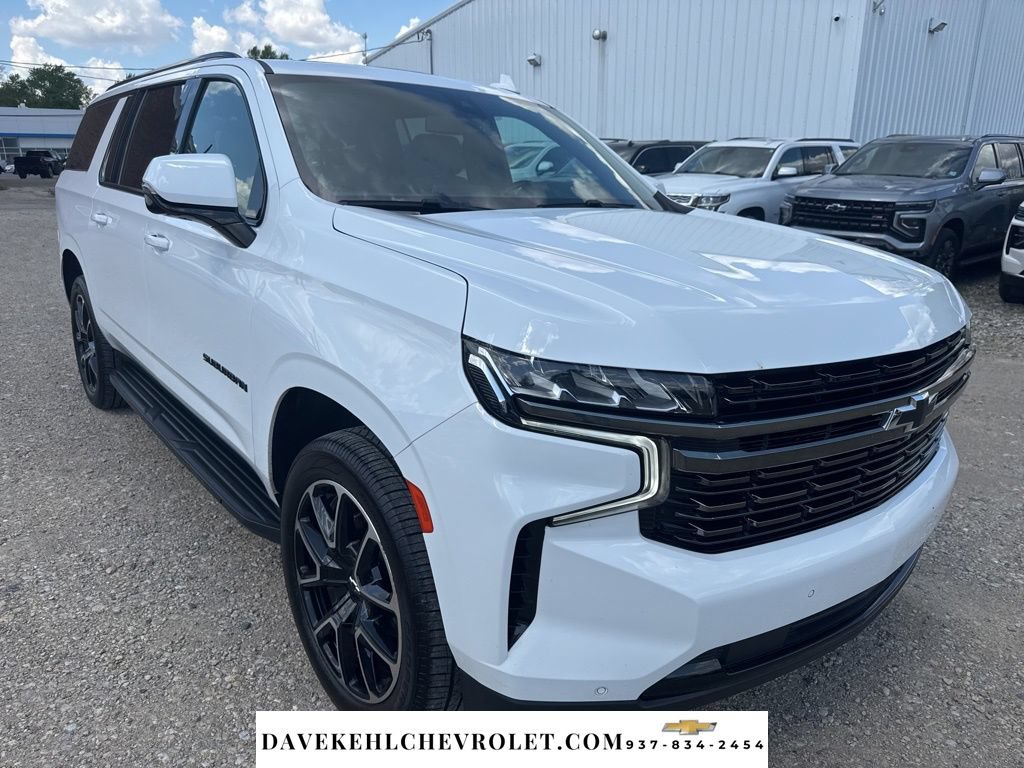 Certified 2022 Chevrolet Suburban RST w/ Luxury Package AWD/4WD image 9
