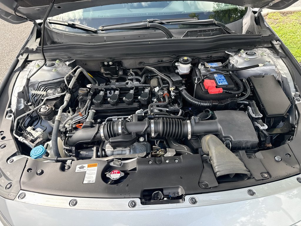 Used 2022 Honda Accord LX image 32