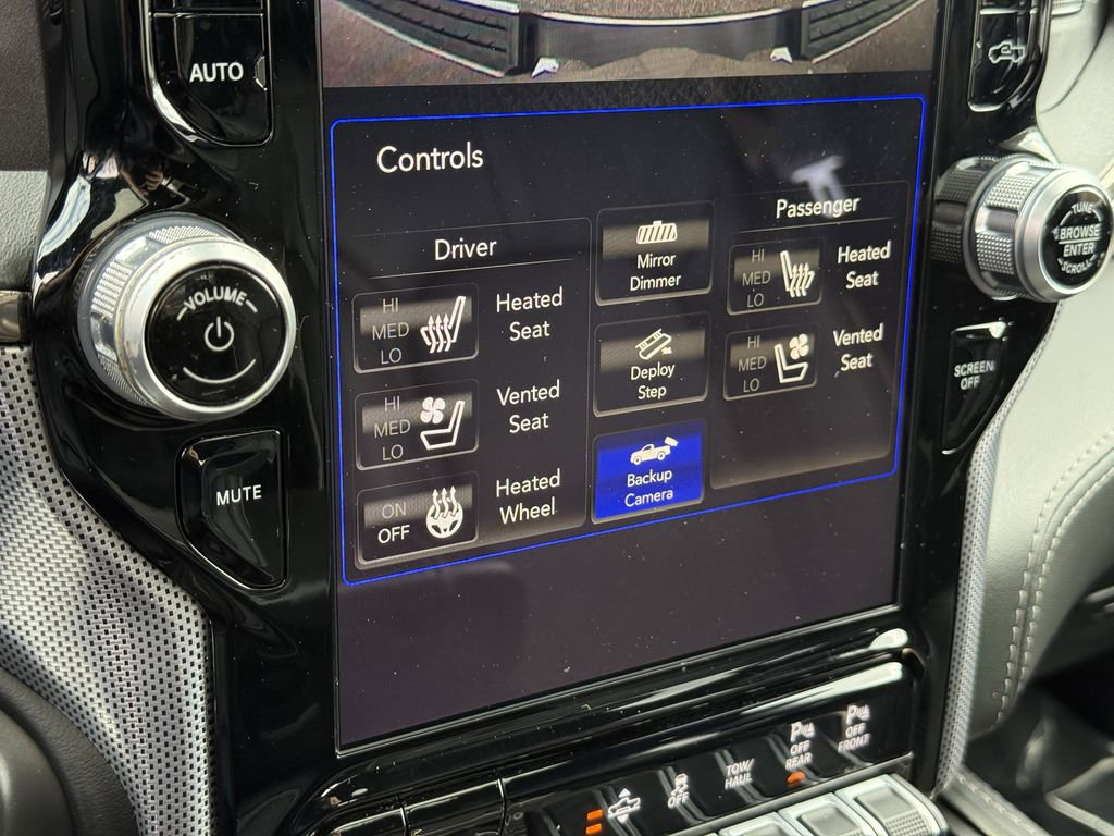 Used 2019 RAM 1500 Limited image 26