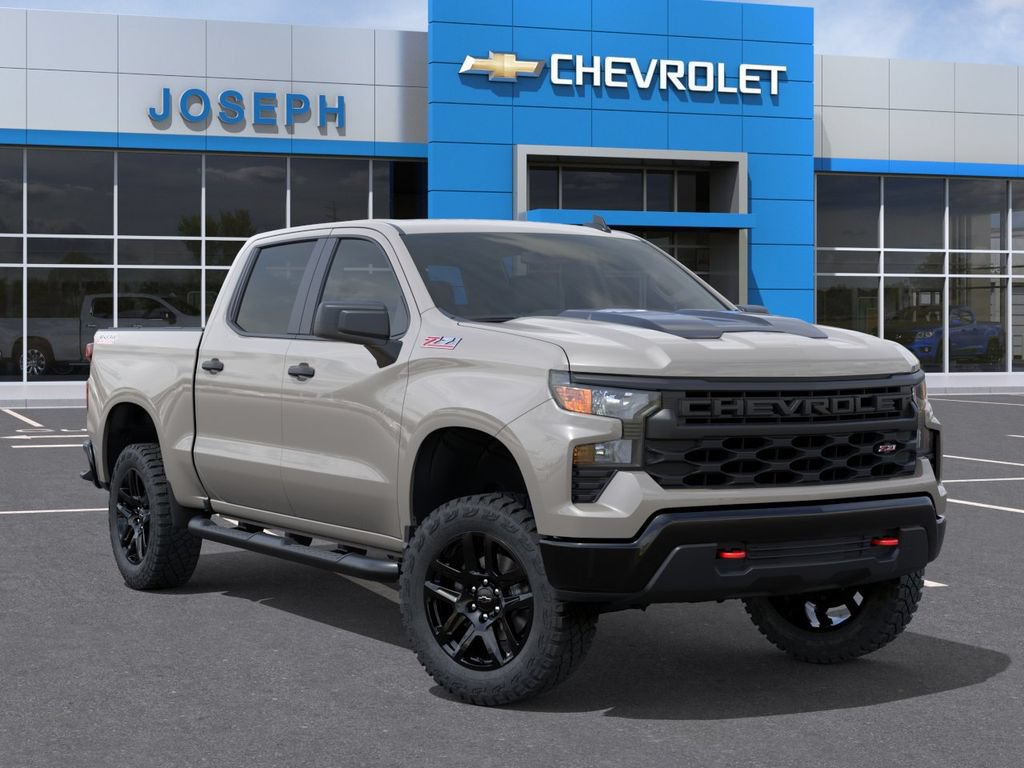 New 2026 Chevrolet Silverado 1500 Custom Trail Boss w/ LPO, Dark Essentials Package AWD/4WD image 9