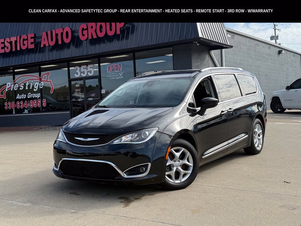 Used 2019 Chrysler Pacifica Touring-L Plus w/ Advanced Safetytec Group FWD image 2