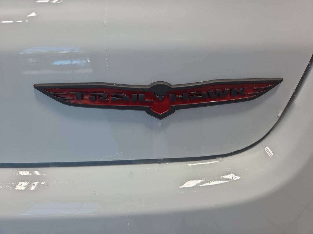 New 2026 Jeep Compass Trailhawk AWD/4WD image 10